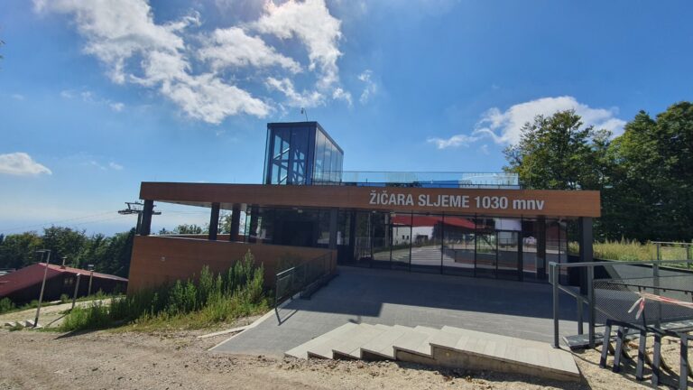 Vrh Sljeme 1033 m