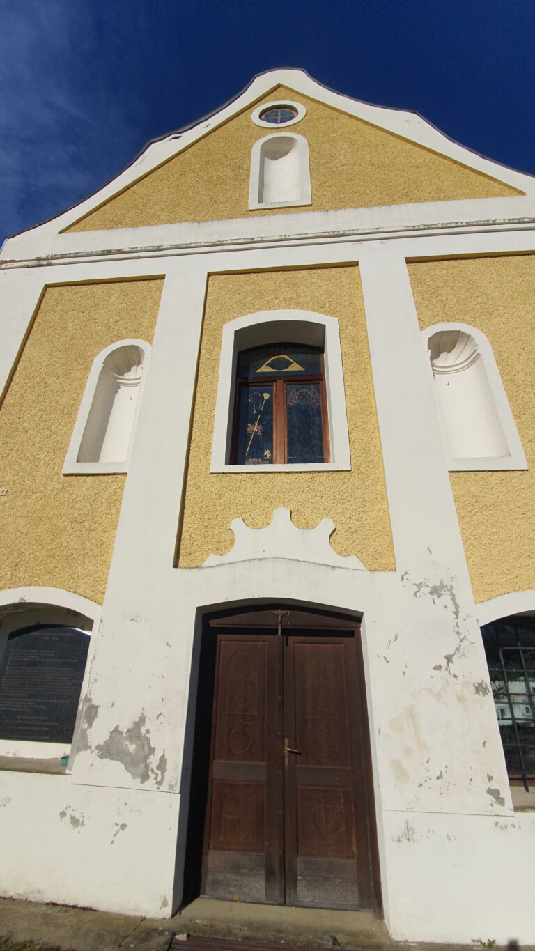 Crkva sv. Leonarda (Linarta)
