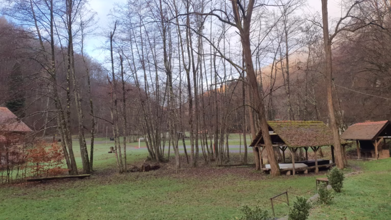 Planinarska kuća Strmac