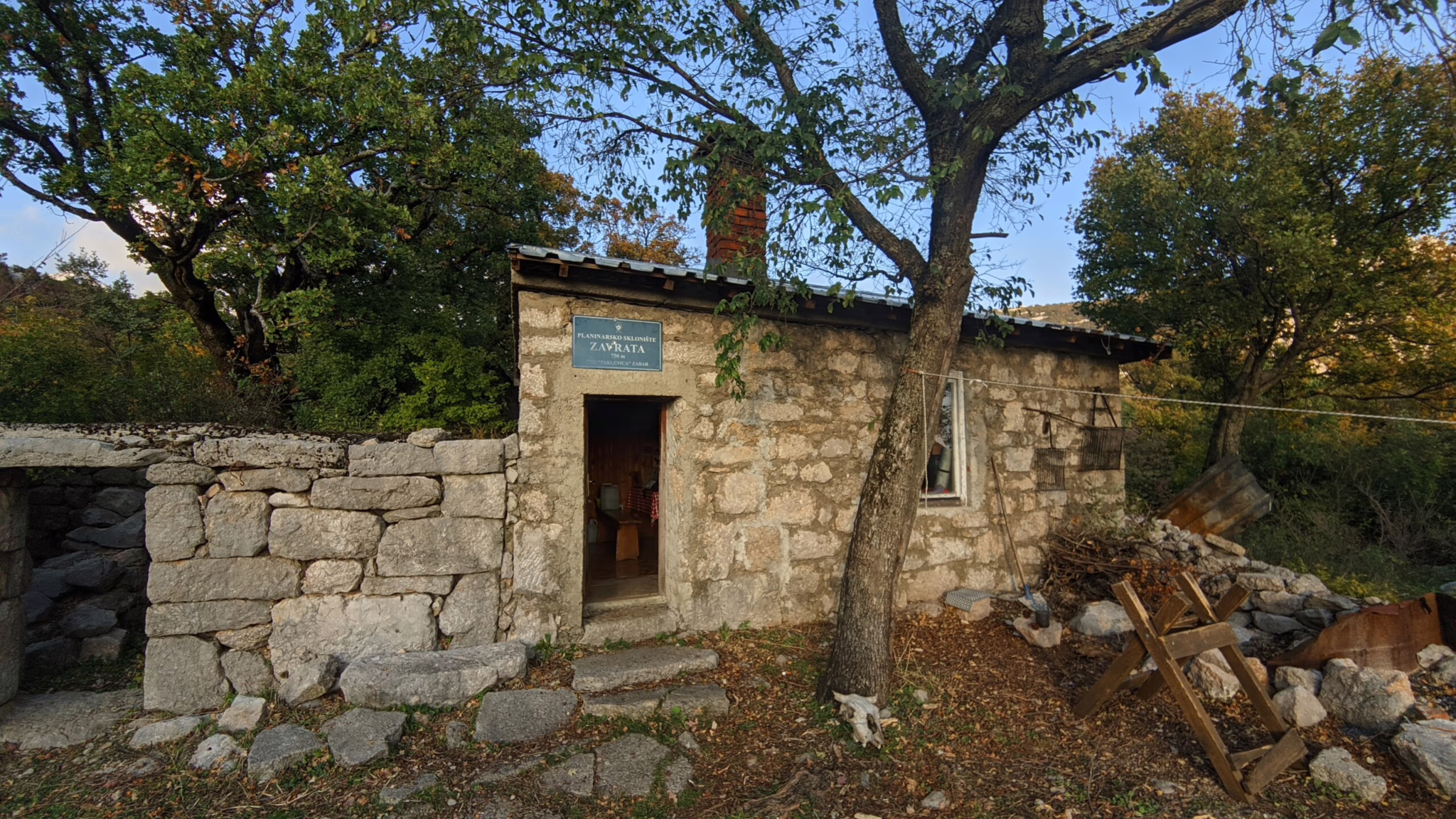 Planinarsko sklonište Zavrata